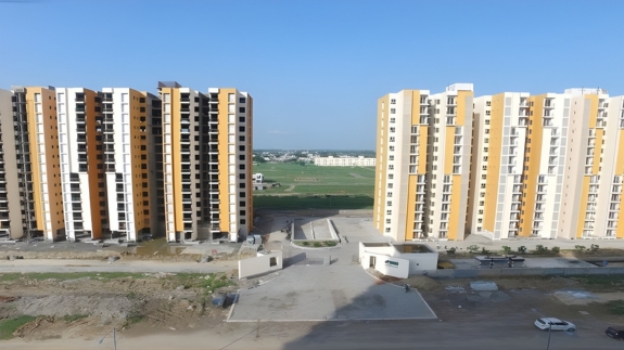 Wave-City-High-Rise-Towers